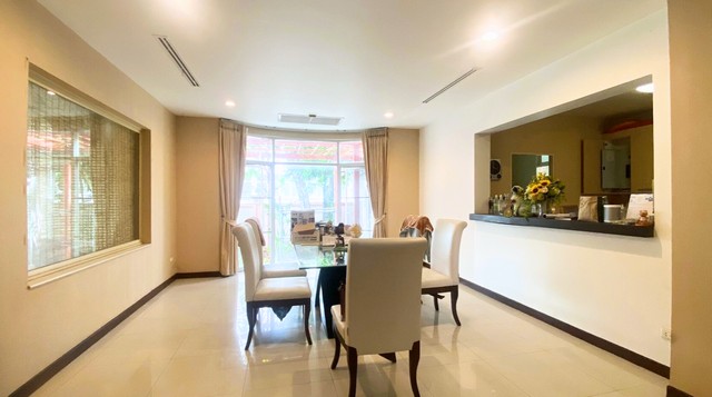 ประกาศฟรี! ซื้อ-ขาย-เช่า คอนโด บ้าน ทาวน์โฮม ที่ดิน และพื้นที่เชิงพาณิชย์ทั่วประเทศไทย ทุกทำเล ทุกงบประมาณ ไม่มีค่าใช้จ่าย ลงง่าย ขายไว เข้าถึงผู้ซื้อโดยตรง 5 292191pic4.jpg