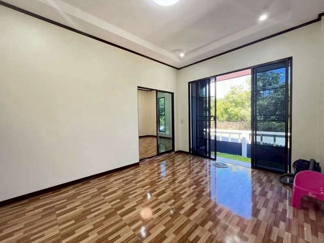 ประกาศฟรี! ซื้อ-ขาย-เช่า คอนโด บ้าน ทาวน์โฮม ที่ดิน และพื้นที่เชิงพาณิชย์ทั่วประเทศไทย ทุกทำเล ทุกงบประมาณ ไม่มีค่าใช้จ่าย ลงง่าย ขายไว เข้าถึงผู้ซื้อโดยตรง 4 203952pic3.jpg