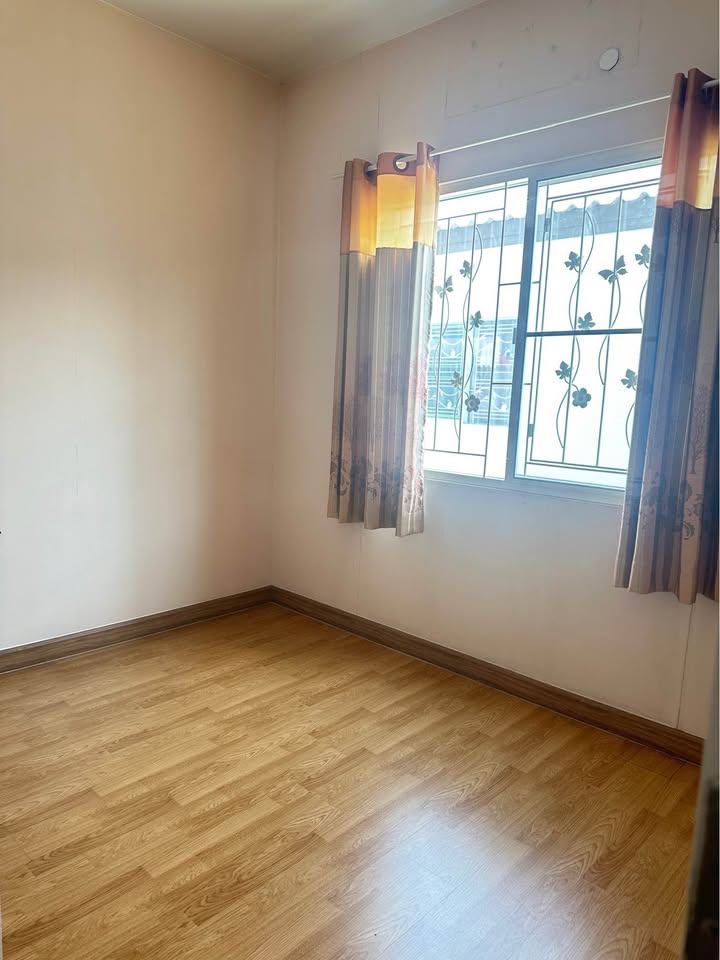 ประกาศฟรี! ซื้อ-ขาย-เช่า คอนโด บ้าน ทาวน์โฮม ที่ดิน และพื้นที่เชิงพาณิชย์ทั่วประเทศไทย ทุกทำเล ทุกงบประมาณ ไม่มีค่าใช้จ่าย ลงง่าย ขายไว เข้าถึงผู้ซื้อโดยตรง 4 203649pic3.jpg