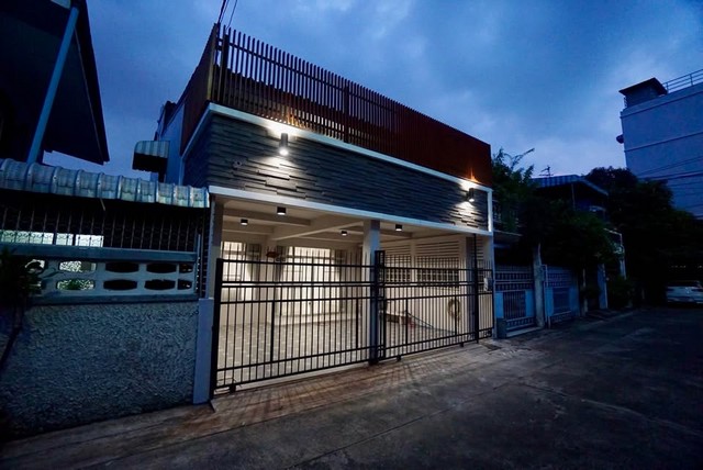 ประกาศฟรี! ซื้อ-ขาย-เช่า คอนโด บ้าน ทาวน์โฮม ที่ดิน และพื้นที่เชิงพาณิชย์ทั่วประเทศไทย ทุกทำเล ทุกงบประมาณ ไม่มีค่าใช้จ่าย ลงง่าย ขายไว เข้าถึงผู้ซื้อโดยตรง 2 492693pic1.jpg