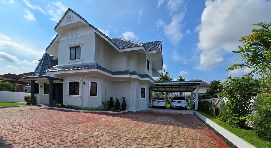 ประกาศฟรี! ซื้อ-ขาย-เช่า คอนโด บ้าน ทาวน์โฮม ที่ดิน และพื้นที่เชิงพาณิชย์ทั่วประเทศไทย ทุกทำเล ทุกงบประมาณ ไม่มีค่าใช้จ่าย ลงง่าย ขายไว เข้าถึงผู้ซื้อโดยตรง 2 204116pic1.jpg