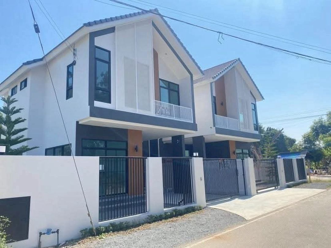 ประกาศฟรี! ซื้อ-ขาย-เช่า คอนโด บ้าน ทาวน์โฮม ที่ดิน และพื้นที่เชิงพาณิชย์ทั่วประเทศไทย ทุกทำเล ทุกงบประมาณ ไม่มีค่าใช้จ่าย ลงง่าย ขายไว เข้าถึงผู้ซื้อโดยตรง 2 204111pic1.jpg