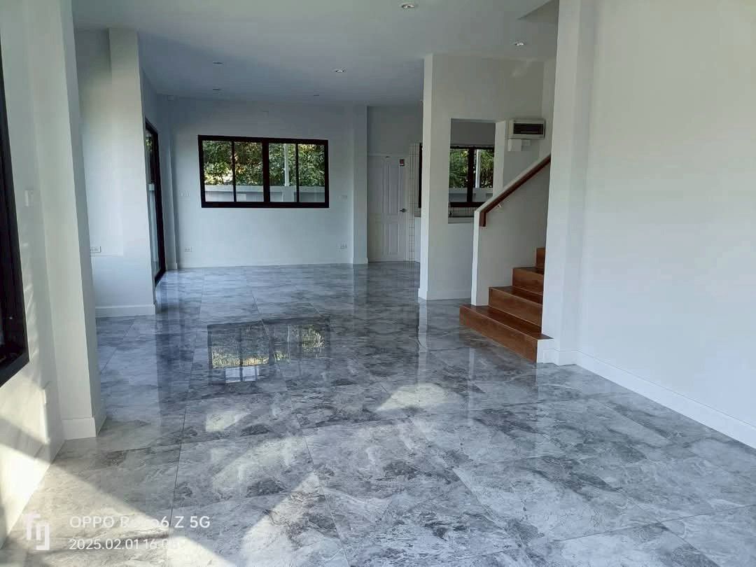 ประกาศฟรี! ซื้อ-ขาย-เช่า คอนโด บ้าน ทาวน์โฮม ที่ดิน และพื้นที่เชิงพาณิชย์ทั่วประเทศไทย ทุกทำเล ทุกงบประมาณ ไม่มีค่าใช้จ่าย ลงง่าย ขายไว เข้าถึงผู้ซื้อโดยตรง 4 204111pic3.jpg