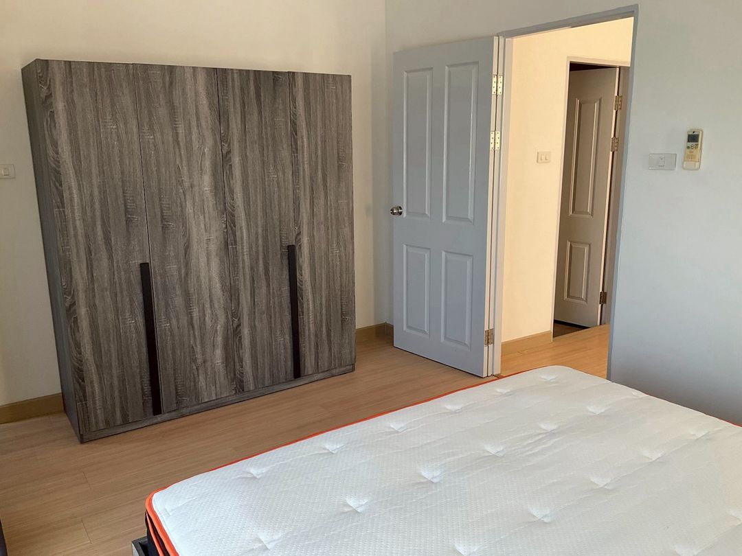 ประกาศฟรี! ซื้อ-ขาย-เช่า คอนโด บ้าน ทาวน์โฮม ที่ดิน และพื้นที่เชิงพาณิชย์ทั่วประเทศไทย ทุกทำเล ทุกงบประมาณ ไม่มีค่าใช้จ่าย ลงง่าย ขายไว เข้าถึงผู้ซื้อโดยตรง 5 204158pic4.jpg