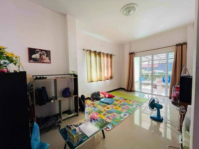 ประกาศฟรี! ซื้อ-ขาย-เช่า คอนโด บ้าน ทาวน์โฮม ที่ดิน และพื้นที่เชิงพาณิชย์ทั่วประเทศไทย ทุกทำเล ทุกงบประมาณ ไม่มีค่าใช้จ่าย ลงง่าย ขายไว เข้าถึงผู้ซื้อโดยตรง 4 204223pic3.jpg