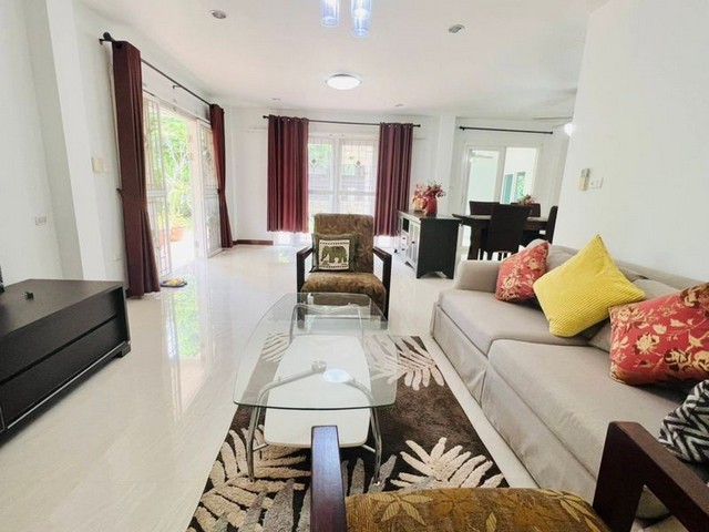 ประกาศฟรี! ซื้อ-ขาย-เช่า คอนโด บ้าน ทาวน์โฮม ที่ดิน และพื้นที่เชิงพาณิชย์ทั่วประเทศไทย ทุกทำเล ทุกงบประมาณ ไม่มีค่าใช้จ่าย ลงง่าย ขายไว เข้าถึงผู้ซื้อโดยตรง 4 204252pic3.jpg