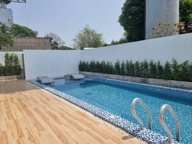 ประกาศฟรี! ซื้อ-ขาย-เช่า คอนโด บ้าน ทาวน์โฮม ที่ดิน และพื้นที่เชิงพาณิชย์ทั่วประเทศไทย ทุกทำเล ทุกงบประมาณ ไม่มีค่าใช้จ่าย ลงง่าย ขายไว เข้าถึงผู้ซื้อโดยตรง 2 204250pic1.jpg