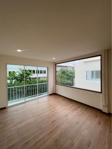 ประกาศฟรี! ซื้อ-ขาย-เช่า คอนโด บ้าน ทาวน์โฮม ที่ดิน และพื้นที่เชิงพาณิชย์ทั่วประเทศไทย ทุกทำเล ทุกงบประมาณ ไม่มีค่าใช้จ่าย ลงง่าย ขายไว เข้าถึงผู้ซื้อโดยตรง 5 493233pic4.jpg