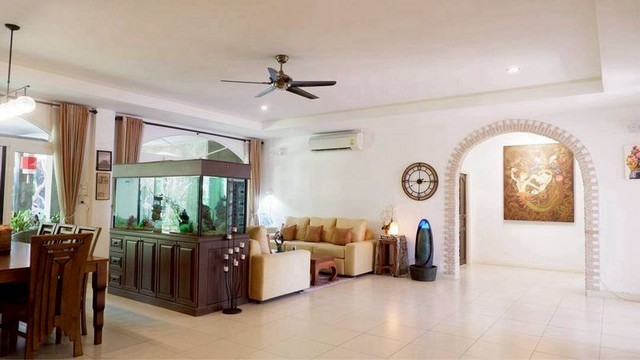 ประกาศฟรี! ซื้อ-ขาย-เช่า คอนโด บ้าน ทาวน์โฮม ที่ดิน และพื้นที่เชิงพาณิชย์ทั่วประเทศไทย ทุกทำเล ทุกงบประมาณ ไม่มีค่าใช้จ่าย ลงง่าย ขายไว เข้าถึงผู้ซื้อโดยตรง 5 205022pic4.jpg