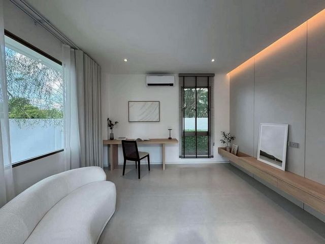 ประกาศฟรี! ซื้อ-ขาย-เช่า คอนโด บ้าน ทาวน์โฮม ที่ดิน และพื้นที่เชิงพาณิชย์ทั่วประเทศไทย ทุกทำเล ทุกงบประมาณ ไม่มีค่าใช้จ่าย ลงง่าย ขายไว เข้าถึงผู้ซื้อโดยตรง 5 205125pic4.jpg