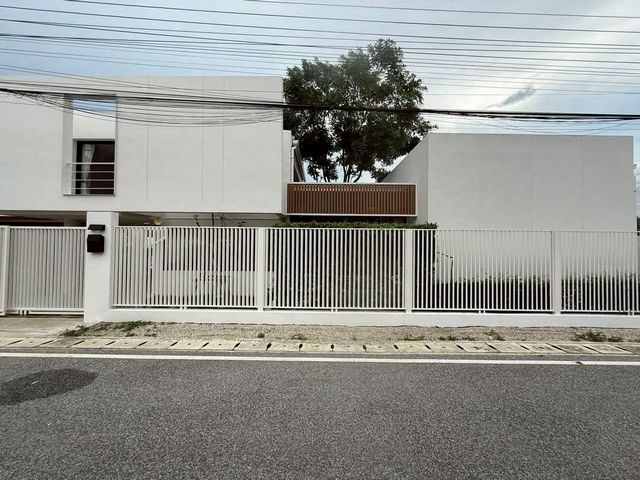 ประกาศฟรี! ซื้อ-ขาย-เช่า คอนโด บ้าน ทาวน์โฮม ที่ดิน และพื้นที่เชิงพาณิชย์ทั่วประเทศไทย ทุกทำเล ทุกงบประมาณ ไม่มีค่าใช้จ่าย ลงง่าย ขายไว เข้าถึงผู้ซื้อโดยตรง 2 205121pic1.jpg