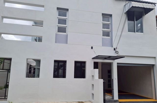 ประกาศฟรี! ซื้อ-ขาย-เช่า คอนโด บ้าน ทาวน์โฮม ที่ดิน และพื้นที่เชิงพาณิชย์ทั่วประเทศไทย ทุกทำเล ทุกงบประมาณ ไม่มีค่าใช้จ่าย ลงง่าย ขายไว เข้าถึงผู้ซื้อโดยตรง 2 205119pic1.jpg