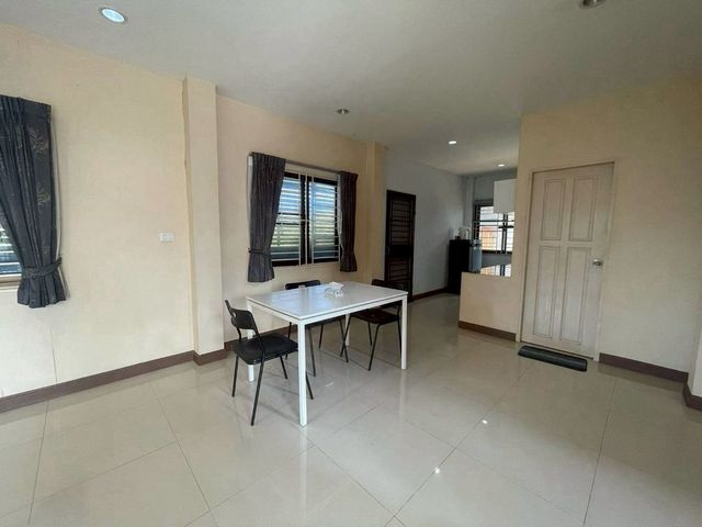 ประกาศฟรี! ซื้อ-ขาย-เช่า คอนโด บ้าน ทาวน์โฮม ที่ดิน และพื้นที่เชิงพาณิชย์ทั่วประเทศไทย ทุกทำเล ทุกงบประมาณ ไม่มีค่าใช้จ่าย ลงง่าย ขายไว เข้าถึงผู้ซื้อโดยตรง 5 205118pic4.jpg