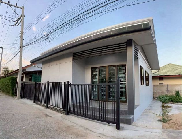 ประกาศฟรี! ซื้อ-ขาย-เช่า คอนโด บ้าน ทาวน์โฮม ที่ดิน และพื้นที่เชิงพาณิชย์ทั่วประเทศไทย ทุกทำเล ทุกงบประมาณ ไม่มีค่าใช้จ่าย ลงง่าย ขายไว เข้าถึงผู้ซื้อโดยตรง 2 205117pic1.jpg