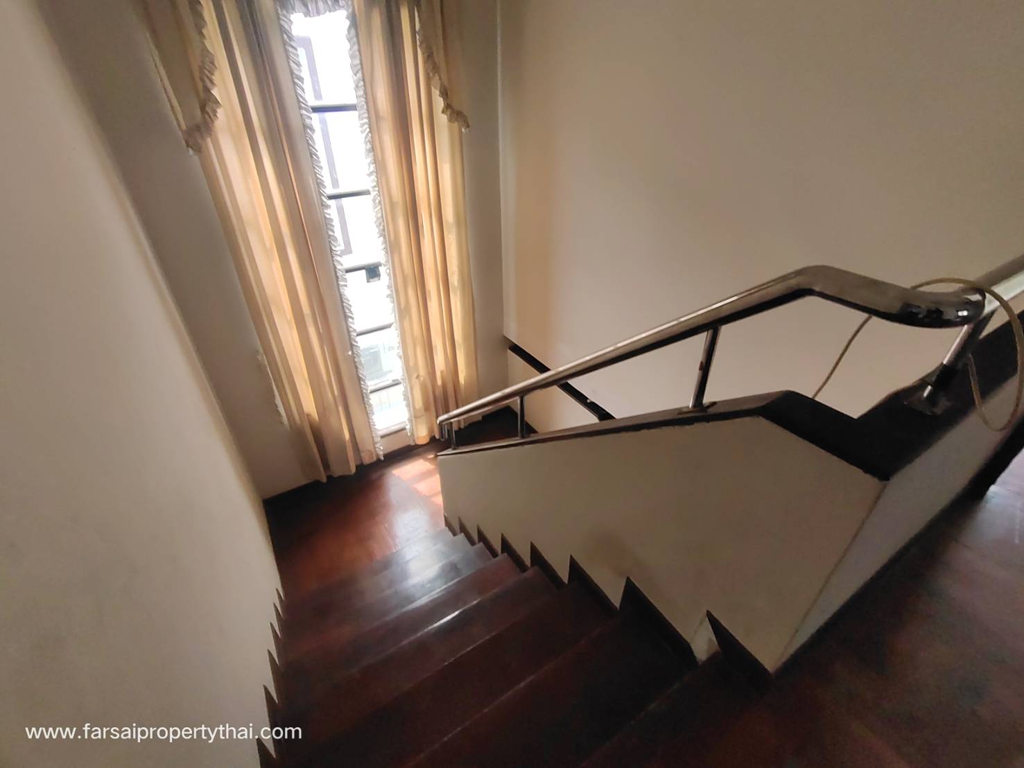 ประกาศฟรี! ซื้อ-ขาย-เช่า คอนโด บ้าน ทาวน์โฮม ที่ดิน และพื้นที่เชิงพาณิชย์ทั่วประเทศไทย ทุกทำเล ทุกงบประมาณ ไม่มีค่าใช้จ่าย ลงง่าย ขายไว เข้าถึงผู้ซื้อโดยตรง 3 200935pic2.jpg