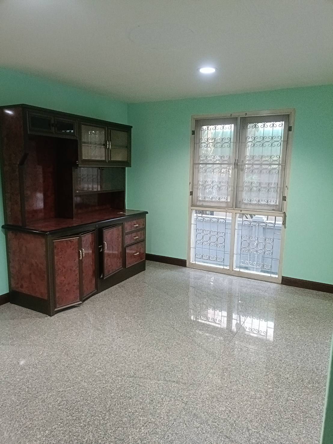 ประกาศฟรี! ซื้อ-ขาย-เช่า คอนโด บ้าน ทาวน์โฮม ที่ดิน และพื้นที่เชิงพาณิชย์ทั่วประเทศไทย ทุกทำเล ทุกงบประมาณ ไม่มีค่าใช้จ่าย ลงง่าย ขายไว เข้าถึงผู้ซื้อโดยตรง 5 200214pic4.jpg