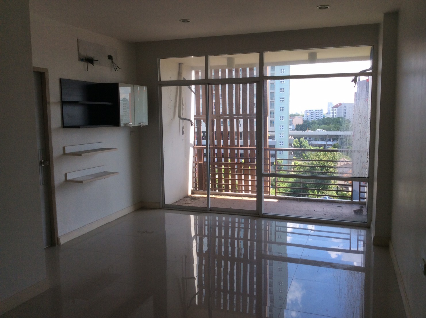 ประกาศฟรี! ซื้อ-ขาย-เช่า คอนโด บ้าน ทาวน์โฮม ที่ดิน และพื้นที่เชิงพาณิชย์ทั่วประเทศไทย ทุกทำเล ทุกงบประมาณ ไม่มีค่าใช้จ่าย ลงง่าย ขายไว เข้าถึงผู้ซื้อโดยตรง 3 192374pic2.jpg