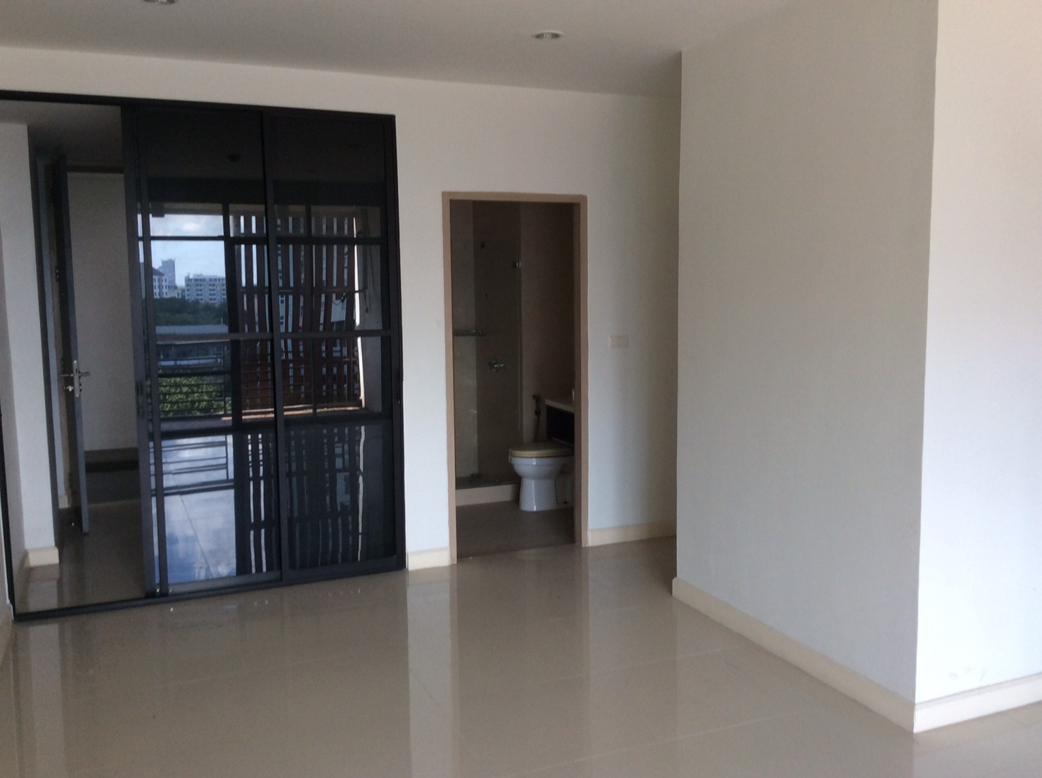 ประกาศฟรี! ซื้อ-ขาย-เช่า คอนโด บ้าน ทาวน์โฮม ที่ดิน และพื้นที่เชิงพาณิชย์ทั่วประเทศไทย ทุกทำเล ทุกงบประมาณ ไม่มีค่าใช้จ่าย ลงง่าย ขายไว เข้าถึงผู้ซื้อโดยตรง 4 192374pic3.jpg