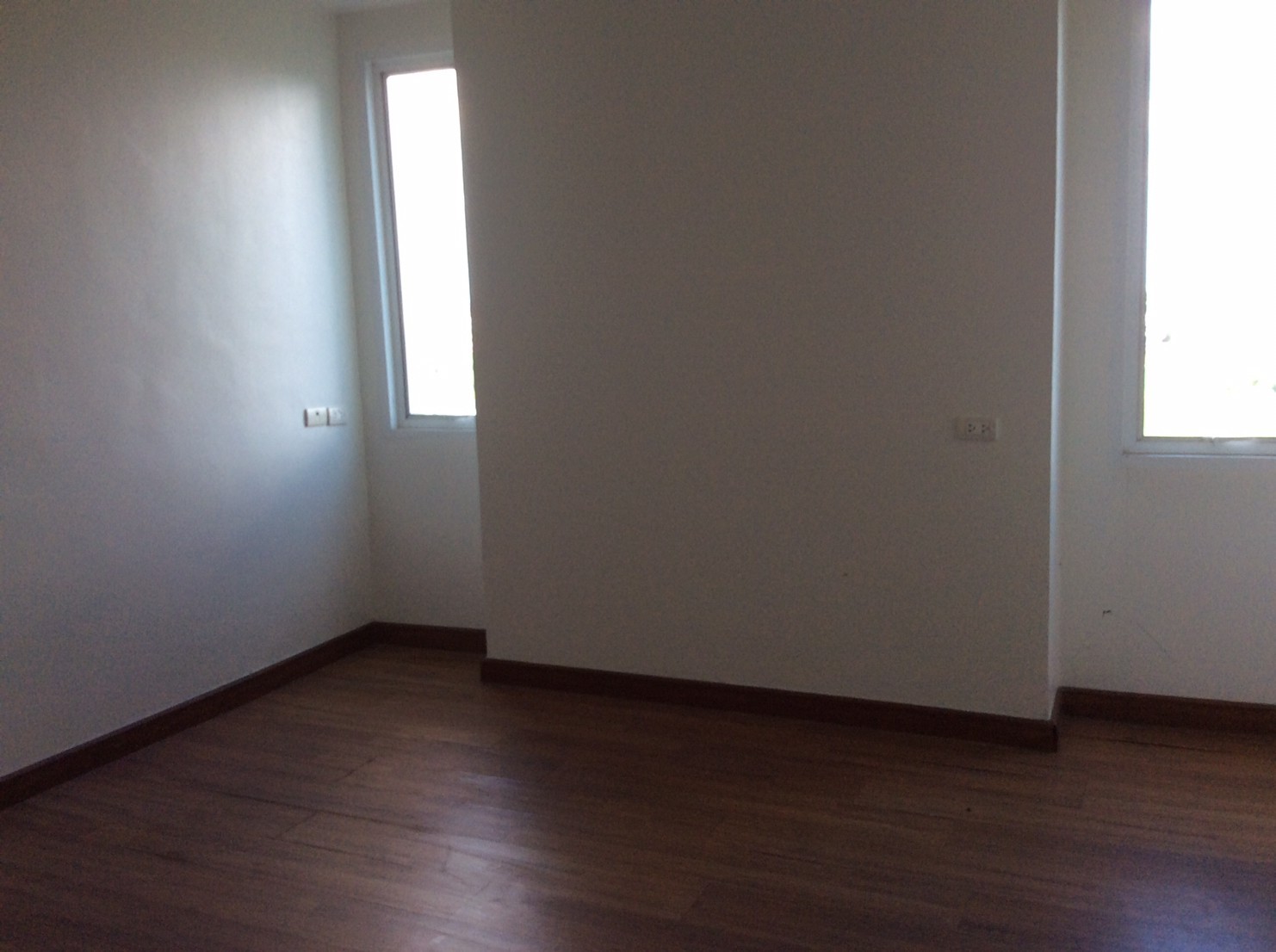 ประกาศฟรี! ซื้อ-ขาย-เช่า คอนโด บ้าน ทาวน์โฮม ที่ดิน และพื้นที่เชิงพาณิชย์ทั่วประเทศไทย ทุกทำเล ทุกงบประมาณ ไม่มีค่าใช้จ่าย ลงง่าย ขายไว เข้าถึงผู้ซื้อโดยตรง 5 192374pic4.jpg