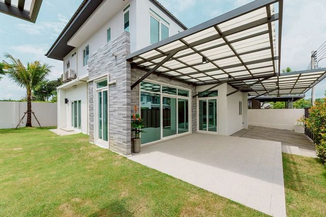 ประกาศฟรี! ซื้อ-ขาย-เช่า คอนโด บ้าน ทาวน์โฮม ที่ดิน และพื้นที่เชิงพาณิชย์ทั่วประเทศไทย ทุกทำเล ทุกงบประมาณ ไม่มีค่าใช้จ่าย ลงง่าย ขายไว เข้าถึงผู้ซื้อโดยตรง 3 205240pic2.jpg