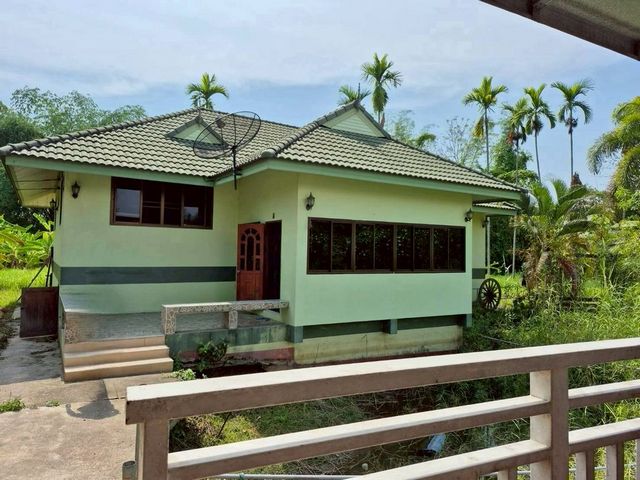 ประกาศฟรี! ซื้อ-ขาย-เช่า คอนโด บ้าน ทาวน์โฮม ที่ดิน และพื้นที่เชิงพาณิชย์ทั่วประเทศไทย ทุกทำเล ทุกงบประมาณ ไม่มีค่าใช้จ่าย ลงง่าย ขายไว เข้าถึงผู้ซื้อโดยตรง 4 205238pic3.jpg