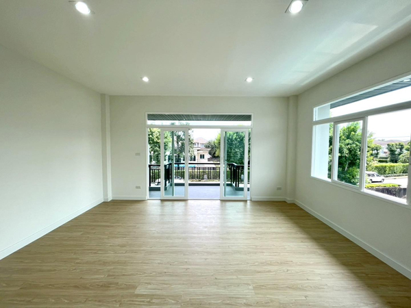 ประกาศฟรี! ซื้อ-ขาย-เช่า คอนโด บ้าน ทาวน์โฮม ที่ดิน และพื้นที่เชิงพาณิชย์ทั่วประเทศไทย ทุกทำเล ทุกงบประมาณ ไม่มีค่าใช้จ่าย ลงง่าย ขายไว เข้าถึงผู้ซื้อโดยตรง 5 201025pic4.jpg