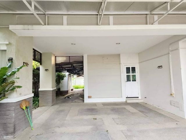 ประกาศฟรี! ซื้อ-ขาย-เช่า คอนโด บ้าน ทาวน์โฮม ที่ดิน และพื้นที่เชิงพาณิชย์ทั่วประเทศไทย ทุกทำเล ทุกงบประมาณ ไม่มีค่าใช้จ่าย ลงง่าย ขายไว เข้าถึงผู้ซื้อโดยตรง 3 205476pic2.jpg