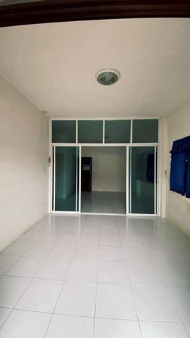 ประกาศฟรี! ซื้อ-ขาย-เช่า คอนโด บ้าน ทาวน์โฮม ที่ดิน และพื้นที่เชิงพาณิชย์ทั่วประเทศไทย ทุกทำเล ทุกงบประมาณ ไม่มีค่าใช้จ่าย ลงง่าย ขายไว เข้าถึงผู้ซื้อโดยตรง 5 205471pic4.jpg