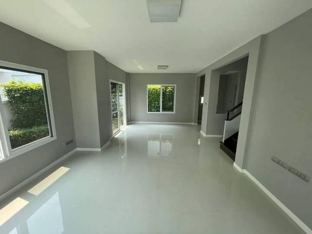 ประกาศฟรี! ซื้อ-ขาย-เช่า คอนโด บ้าน ทาวน์โฮม ที่ดิน และพื้นที่เชิงพาณิชย์ทั่วประเทศไทย ทุกทำเล ทุกงบประมาณ ไม่มีค่าใช้จ่าย ลงง่าย ขายไว เข้าถึงผู้ซื้อโดยตรง 4 205566pic3.jpg