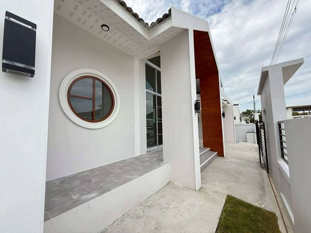 ประกาศฟรี! ซื้อ-ขาย-เช่า คอนโด บ้าน ทาวน์โฮม ที่ดิน และพื้นที่เชิงพาณิชย์ทั่วประเทศไทย ทุกทำเล ทุกงบประมาณ ไม่มีค่าใช้จ่าย ลงง่าย ขายไว เข้าถึงผู้ซื้อโดยตรง 4 205558pic3.jpg