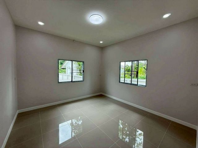 ประกาศฟรี! ซื้อ-ขาย-เช่า คอนโด บ้าน ทาวน์โฮม ที่ดิน และพื้นที่เชิงพาณิชย์ทั่วประเทศไทย ทุกทำเล ทุกงบประมาณ ไม่มีค่าใช้จ่าย ลงง่าย ขายไว เข้าถึงผู้ซื้อโดยตรง 5 205557pic4.jpg