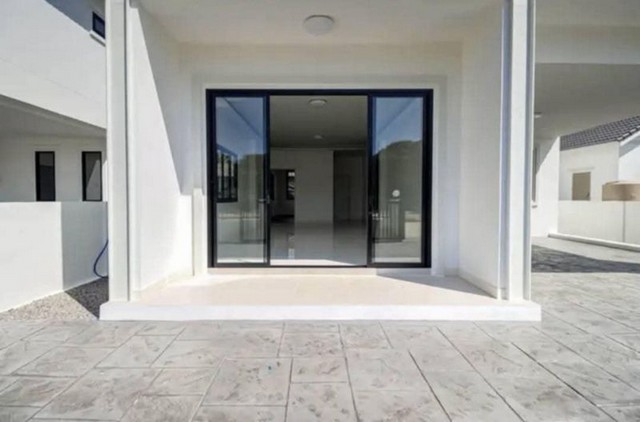 ประกาศฟรี! ซื้อ-ขาย-เช่า คอนโด บ้าน ทาวน์โฮม ที่ดิน และพื้นที่เชิงพาณิชย์ทั่วประเทศไทย ทุกทำเล ทุกงบประมาณ ไม่มีค่าใช้จ่าย ลงง่าย ขายไว เข้าถึงผู้ซื้อโดยตรง 3 206114pic2.jpg