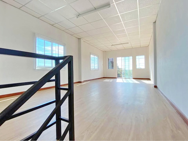 ประกาศฟรี! ซื้อ-ขาย-เช่า คอนโด บ้าน ทาวน์โฮม ที่ดิน และพื้นที่เชิงพาณิชย์ทั่วประเทศไทย ทุกทำเล ทุกงบประมาณ ไม่มีค่าใช้จ่าย ลงง่าย ขายไว เข้าถึงผู้ซื้อโดยตรง 5 205460pic4.jpg