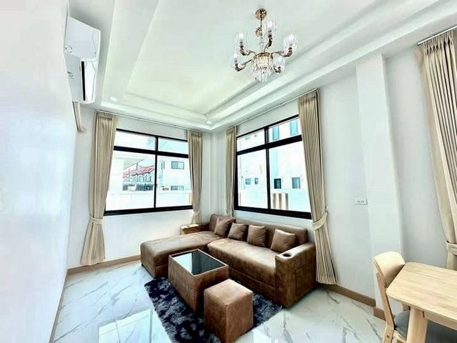 ประกาศฟรี! ซื้อ-ขาย-เช่า คอนโด บ้าน ทาวน์โฮม ที่ดิน และพื้นที่เชิงพาณิชย์ทั่วประเทศไทย ทุกทำเล ทุกงบประมาณ ไม่มีค่าใช้จ่าย ลงง่าย ขายไว เข้าถึงผู้ซื้อโดยตรง 4 206148pic3.jpg