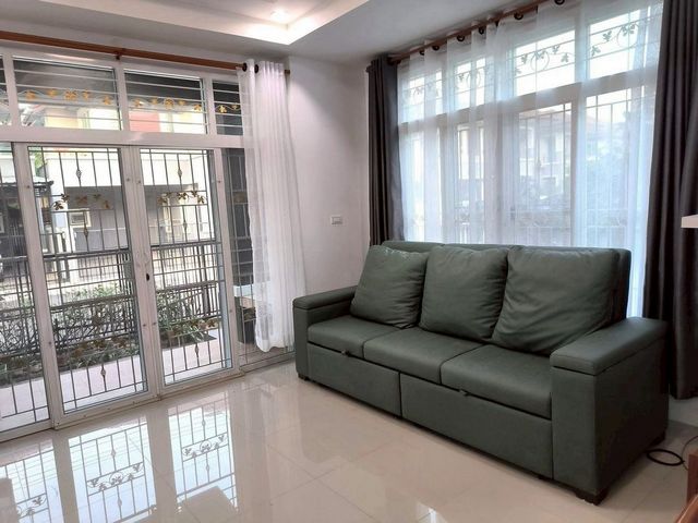 ประกาศฟรี! ซื้อ-ขาย-เช่า คอนโด บ้าน ทาวน์โฮม ที่ดิน และพื้นที่เชิงพาณิชย์ทั่วประเทศไทย ทุกทำเล ทุกงบประมาณ ไม่มีค่าใช้จ่าย ลงง่าย ขายไว เข้าถึงผู้ซื้อโดยตรง 3 206147pic2.jpg