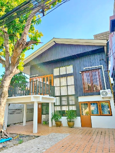 ประกาศฟรี! ซื้อ-ขาย-เช่า คอนโด บ้าน ทาวน์โฮม ที่ดิน และพื้นที่เชิงพาณิชย์ทั่วประเทศไทย ทุกทำเล ทุกงบประมาณ ไม่มีค่าใช้จ่าย ลงง่าย ขายไว เข้าถึงผู้ซื้อโดยตรง 3 205530pic2.jpg