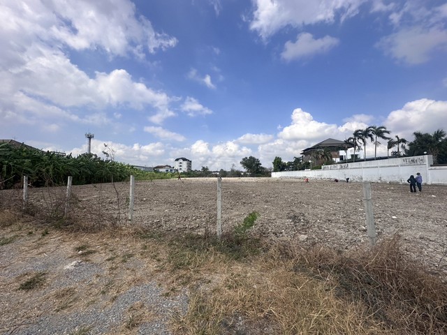 ประกาศฟรี! ซื้อ-ขาย-เช่า คอนโด บ้าน ทาวน์โฮม ที่ดิน และพื้นที่เชิงพาณิชย์ทั่วประเทศไทย ทุกทำเล ทุกงบประมาณ ไม่มีค่าใช้จ่าย ลงง่าย ขายไว เข้าถึงผู้ซื้อโดยตรง 4 493722pic3.jpg