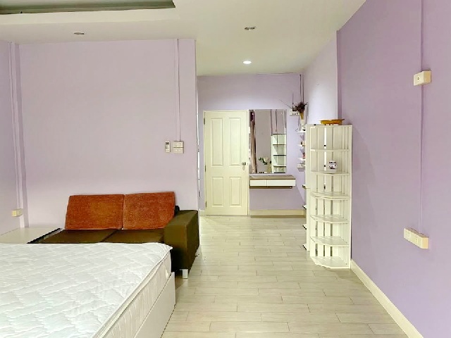 ประกาศฟรี! ซื้อ-ขาย-เช่า คอนโด บ้าน ทาวน์โฮม ที่ดิน และพื้นที่เชิงพาณิชย์ทั่วประเทศไทย ทุกทำเล ทุกงบประมาณ ไม่มีค่าใช้จ่าย ลงง่าย ขายไว เข้าถึงผู้ซื้อโดยตรง 5 206188pic4.jpg