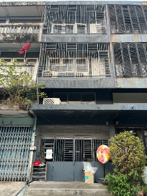 ประกาศฟรี! ซื้อ-ขาย-เช่า คอนโด บ้าน ทาวน์โฮม ที่ดิน และพื้นที่เชิงพาณิชย์ทั่วประเทศไทย ทุกทำเล ทุกงบประมาณ ไม่มีค่าใช้จ่าย ลงง่าย ขายไว เข้าถึงผู้ซื้อโดยตรง 5 206135pic4.jpg