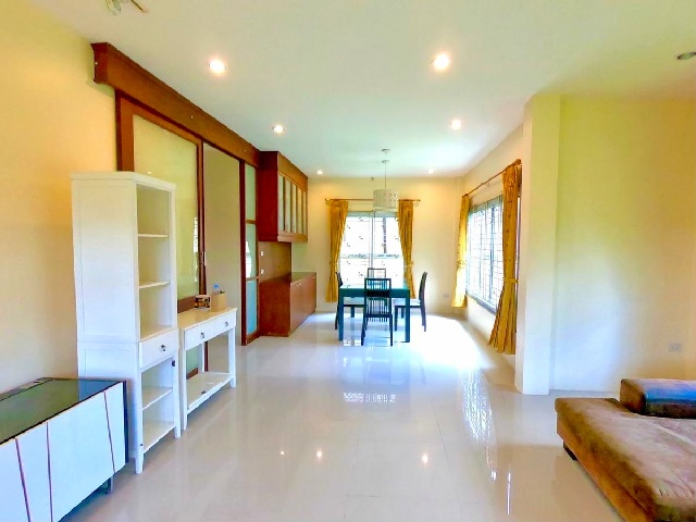 ประกาศฟรี! ซื้อ-ขาย-เช่า คอนโด บ้าน ทาวน์โฮม ที่ดิน และพื้นที่เชิงพาณิชย์ทั่วประเทศไทย ทุกทำเล ทุกงบประมาณ ไม่มีค่าใช้จ่าย ลงง่าย ขายไว เข้าถึงผู้ซื้อโดยตรง 3 206325pic2.jpg