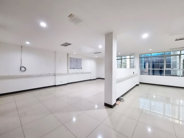 ประกาศฟรี! ซื้อ-ขาย-เช่า คอนโด บ้าน ทาวน์โฮม ที่ดิน และพื้นที่เชิงพาณิชย์ทั่วประเทศไทย ทุกทำเล ทุกงบประมาณ ไม่มีค่าใช้จ่าย ลงง่าย ขายไว เข้าถึงผู้ซื้อโดยตรง 3 206394pic2.jpg