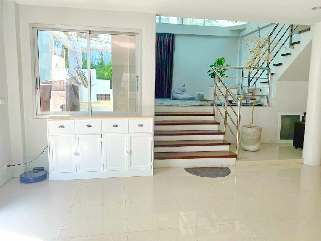 ประกาศฟรี! ซื้อ-ขาย-เช่า คอนโด บ้าน ทาวน์โฮม ที่ดิน และพื้นที่เชิงพาณิชย์ทั่วประเทศไทย ทุกทำเล ทุกงบประมาณ ไม่มีค่าใช้จ่าย ลงง่าย ขายไว เข้าถึงผู้ซื้อโดยตรง 4 206389pic3.jpg