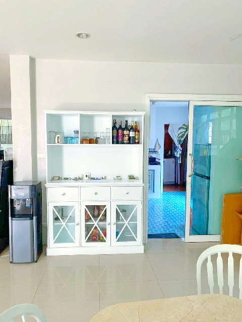 ประกาศฟรี! ซื้อ-ขาย-เช่า คอนโด บ้าน ทาวน์โฮม ที่ดิน และพื้นที่เชิงพาณิชย์ทั่วประเทศไทย ทุกทำเล ทุกงบประมาณ ไม่มีค่าใช้จ่าย ลงง่าย ขายไว เข้าถึงผู้ซื้อโดยตรง 5 206389pic4.jpg