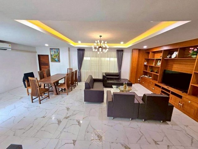 ประกาศฟรี! ซื้อ-ขาย-เช่า คอนโด บ้าน ทาวน์โฮม ที่ดิน และพื้นที่เชิงพาณิชย์ทั่วประเทศไทย ทุกทำเล ทุกงบประมาณ ไม่มีค่าใช้จ่าย ลงง่าย ขายไว เข้าถึงผู้ซื้อโดยตรง 4 206505pic3.jpg