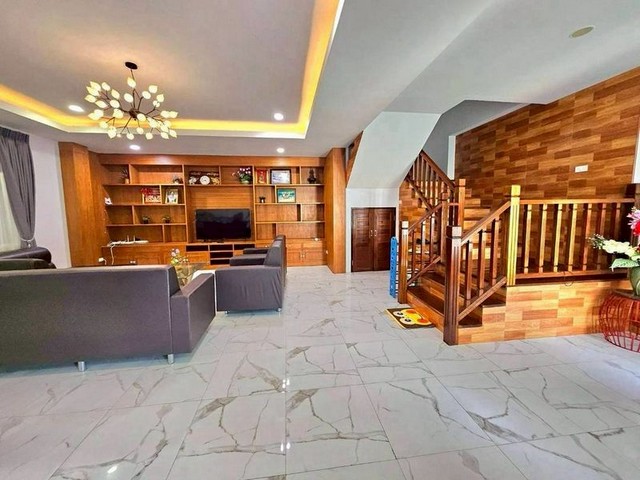 ประกาศฟรี! ซื้อ-ขาย-เช่า คอนโด บ้าน ทาวน์โฮม ที่ดิน และพื้นที่เชิงพาณิชย์ทั่วประเทศไทย ทุกทำเล ทุกงบประมาณ ไม่มีค่าใช้จ่าย ลงง่าย ขายไว เข้าถึงผู้ซื้อโดยตรง 5 206505pic4.jpg