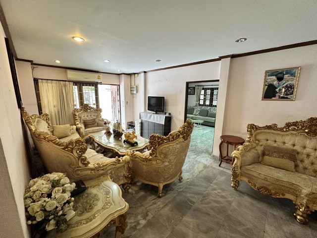 ประกาศฟรี! ซื้อ-ขาย-เช่า คอนโด บ้าน ทาวน์โฮม ที่ดิน และพื้นที่เชิงพาณิชย์ทั่วประเทศไทย ทุกทำเล ทุกงบประมาณ ไม่มีค่าใช้จ่าย ลงง่าย ขายไว เข้าถึงผู้ซื้อโดยตรง 5 491152pic4.jpg