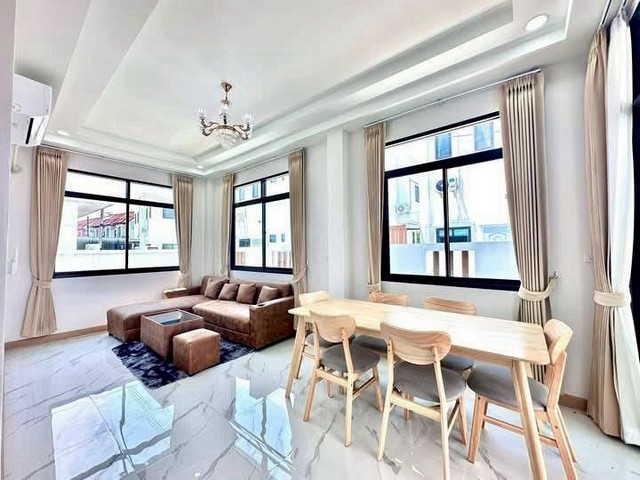 ประกาศฟรี! ซื้อ-ขาย-เช่า คอนโด บ้าน ทาวน์โฮม ที่ดิน และพื้นที่เชิงพาณิชย์ทั่วประเทศไทย ทุกทำเล ทุกงบประมาณ ไม่มีค่าใช้จ่าย ลงง่าย ขายไว เข้าถึงผู้ซื้อโดยตรง 4 206551pic3.jpg