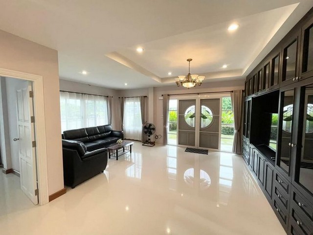 ประกาศฟรี! ซื้อ-ขาย-เช่า คอนโด บ้าน ทาวน์โฮม ที่ดิน และพื้นที่เชิงพาณิชย์ทั่วประเทศไทย ทุกทำเล ทุกงบประมาณ ไม่มีค่าใช้จ่าย ลงง่าย ขายไว เข้าถึงผู้ซื้อโดยตรง 4 206549pic3.jpg