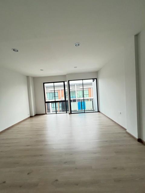 ประกาศฟรี! ซื้อ-ขาย-เช่า คอนโด บ้าน ทาวน์โฮม ที่ดิน และพื้นที่เชิงพาณิชย์ทั่วประเทศไทย ทุกทำเล ทุกงบประมาณ ไม่มีค่าใช้จ่าย ลงง่าย ขายไว เข้าถึงผู้ซื้อโดยตรง 5 494180pic4.jpg