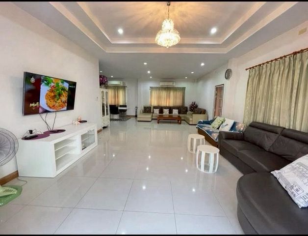 ประกาศฟรี! ซื้อ-ขาย-เช่า คอนโด บ้าน ทาวน์โฮม ที่ดิน และพื้นที่เชิงพาณิชย์ทั่วประเทศไทย ทุกทำเล ทุกงบประมาณ ไม่มีค่าใช้จ่าย ลงง่าย ขายไว เข้าถึงผู้ซื้อโดยตรง 3 206606pic2.jpg